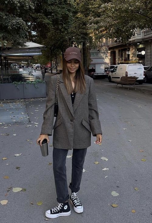 کفش آل‌استار در استایل پاییزی