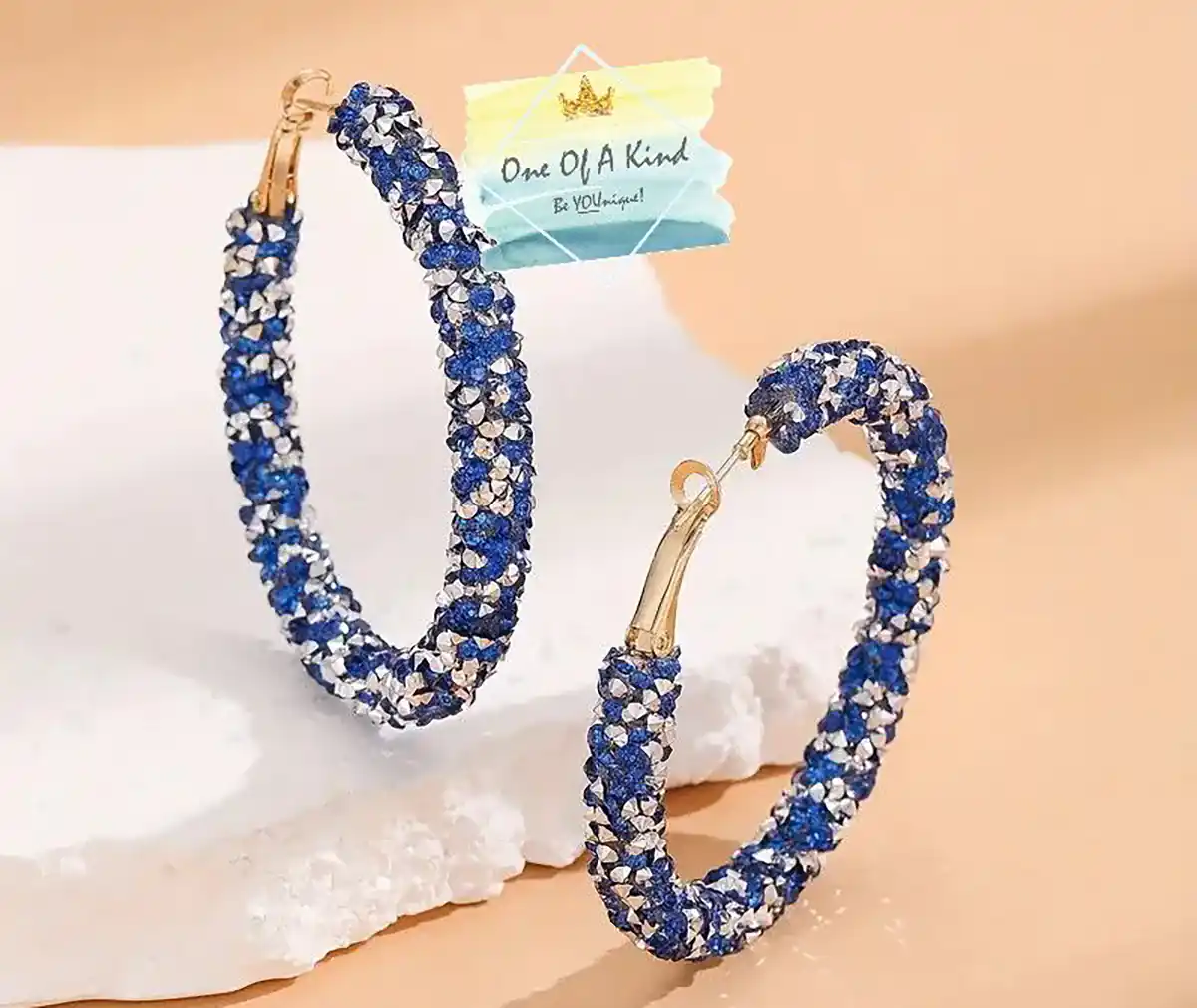 گوشواره حلقه ای کوچک طلا گوشواره حلقه ای جدید طلا گوشواره حلقه ای نگین دار طلا گوشواره حلقه ای طلا گوشواره کارتیه حلقه ای طلا گوشواره حلقه ای آویزدار