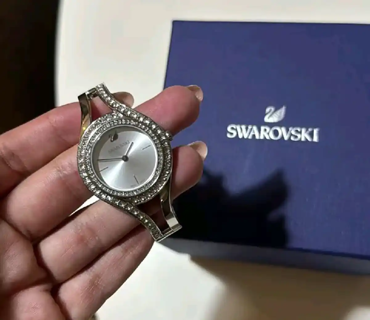ساعت سواروسکی دیجی کالا، قیمت سواروسکی اصل، ساعت برند زنانه، ساعت زنانه اورجینال، قیمت گردنبند سواروسکی اصل، ساعت کارتیر زنانه اصل
