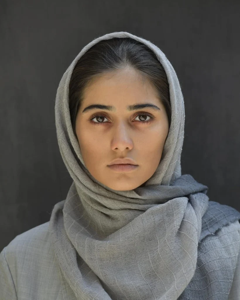 نیک‌آفرید سماواتی در خسوف